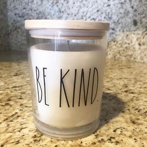 Rae Dunn BE KIND Candle 16 oz. Eucalyptus Mint